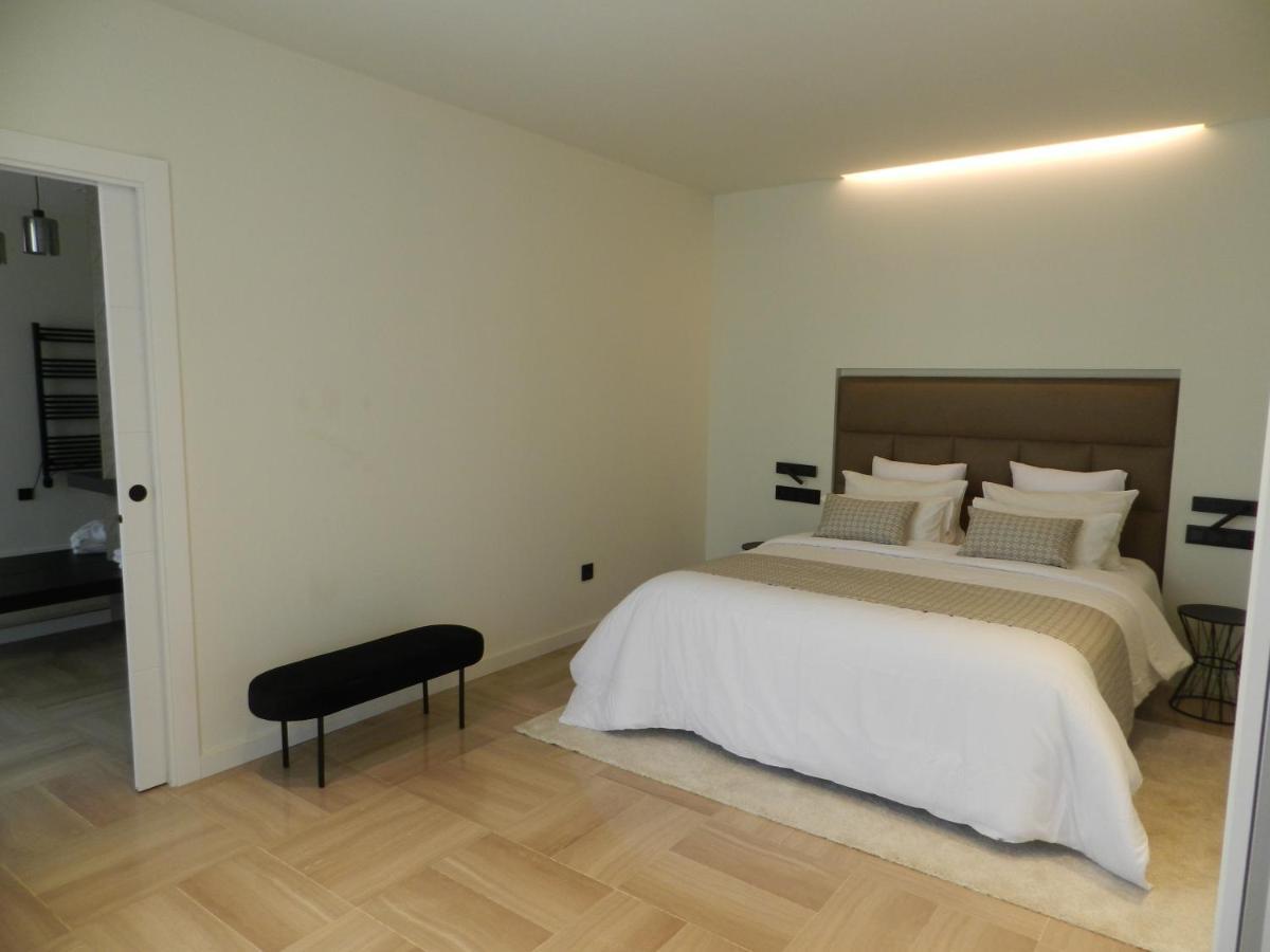 Hotel Manel Martorell Luaran gambar