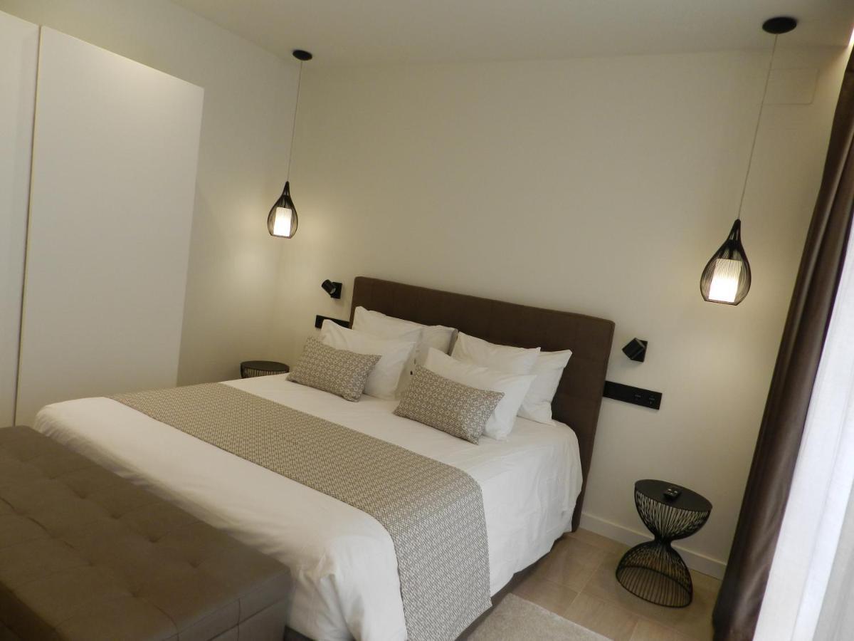 Hotel Manel Martorell Luaran gambar